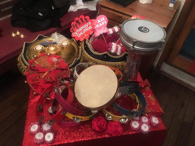 Tambourine and ceremonial objects prepared for a bride's bath